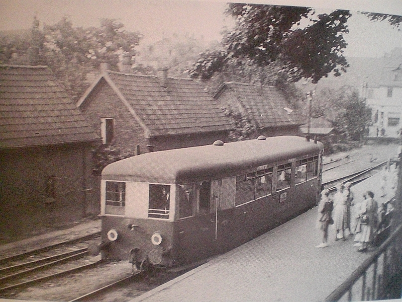 Triebwagen T2